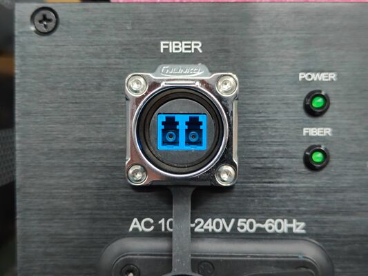 16 каналов 4K 12G SDI видеоволоконная система передачи с XLR Audio, сетью 10 ГБ, CNlinko Dual LC Fiber Connector поставщик