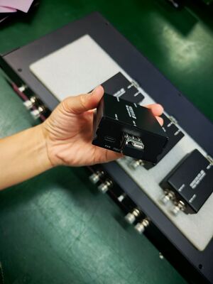 12G SDI Цифровое вещательное видео по одномодовому оптоволокну 1TX 4RX поставщик
